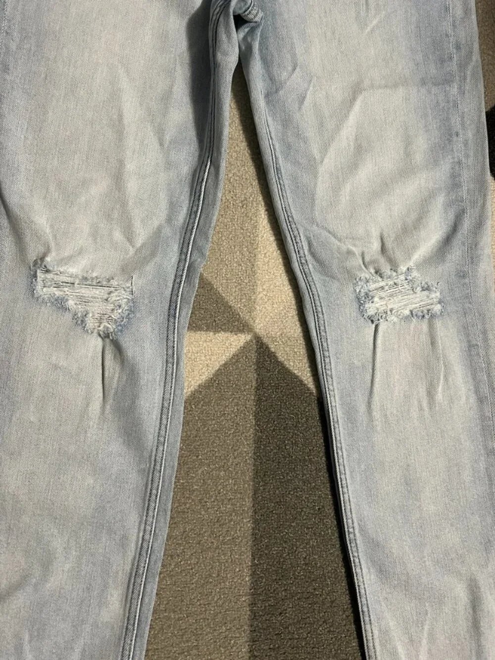 NWT DRIFTWOOD Jordie BUTTON FLY Distressed/Raw Hem Jeans Women's Size 26‎